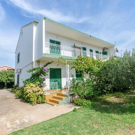 Apartments Secret Garden 沃迪切 外观 照片