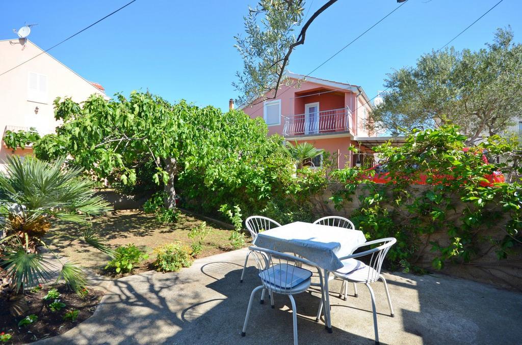 Apartments Secret Garden 沃迪切 外观 照片