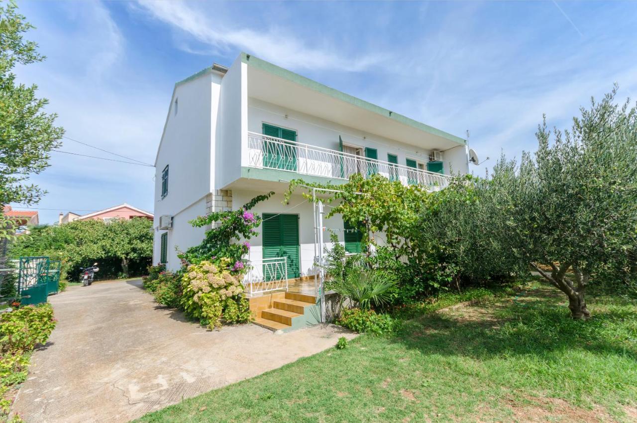 Apartments Secret Garden 沃迪切 外观 照片